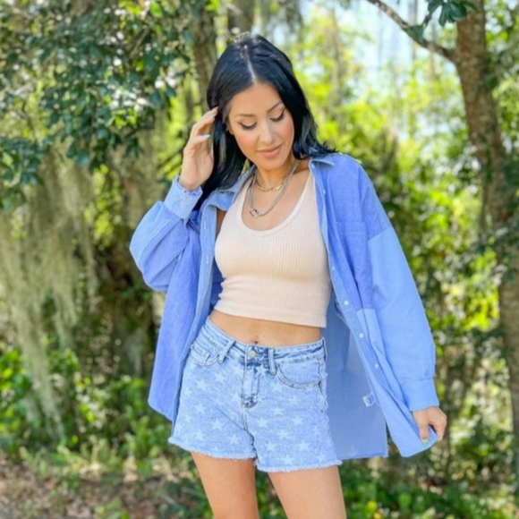 Oversized Boutique button down - Picture 1 of 5